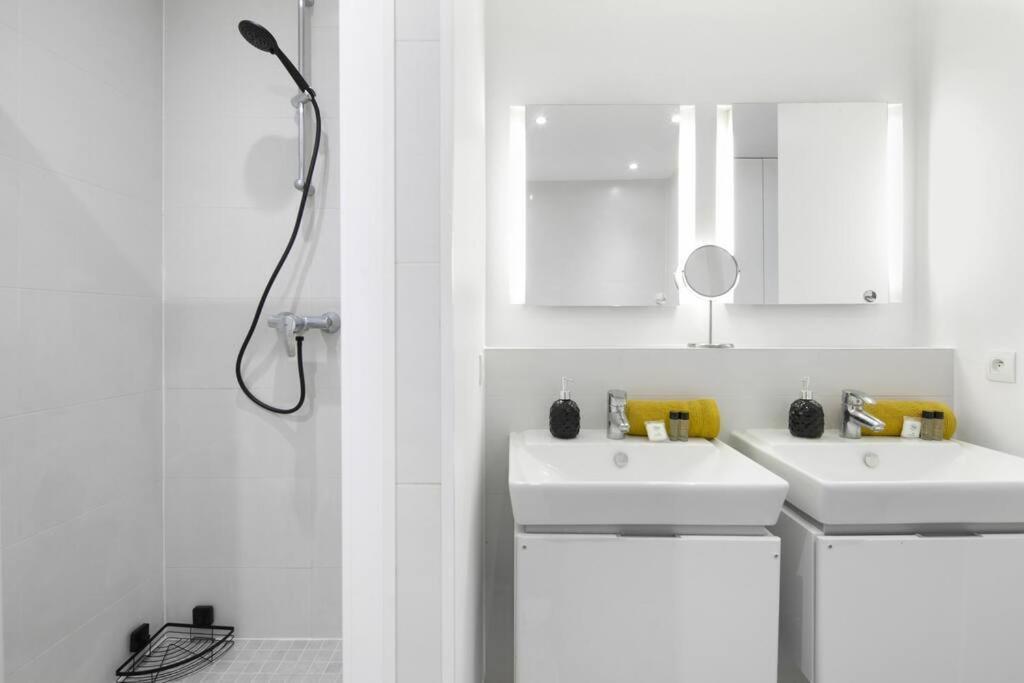 Sweet Luxury Home Arc The Triomphe Near Champs Elysees And Palais Des Congres 8 Ppl Paris Luaran gambar